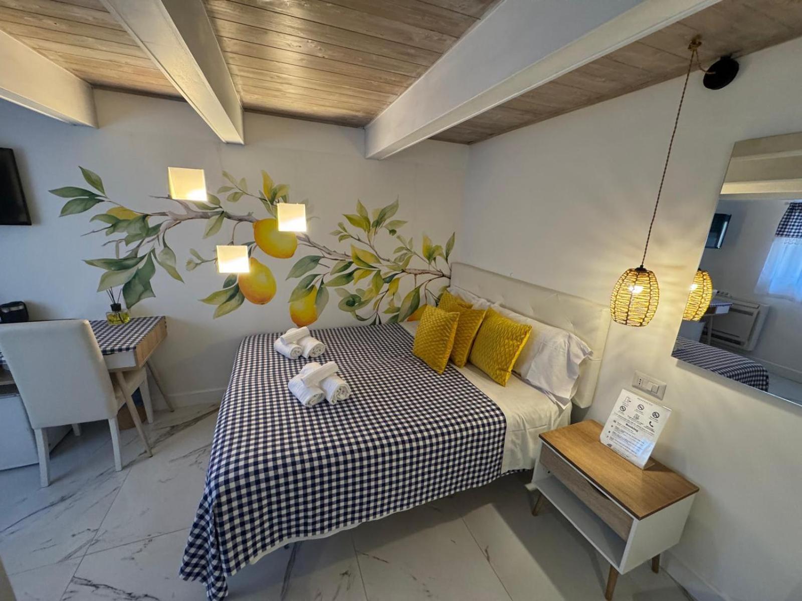Spagna Lemon Gasthof *